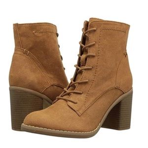 EUC - Indigo Rd. Round Toe Lace-Up Bootie - Size 8.5